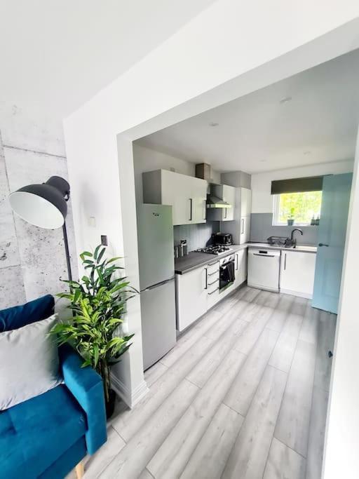 Spacious 5Bed House, Free Parking, No Party ! Glasgow Exterior foto